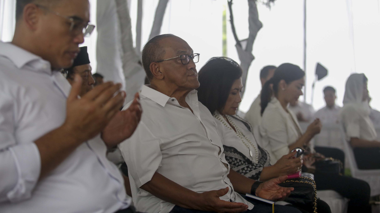 Ziarah Kubur Do'a & Tasyakuran 83 Tahun Bakrie Group