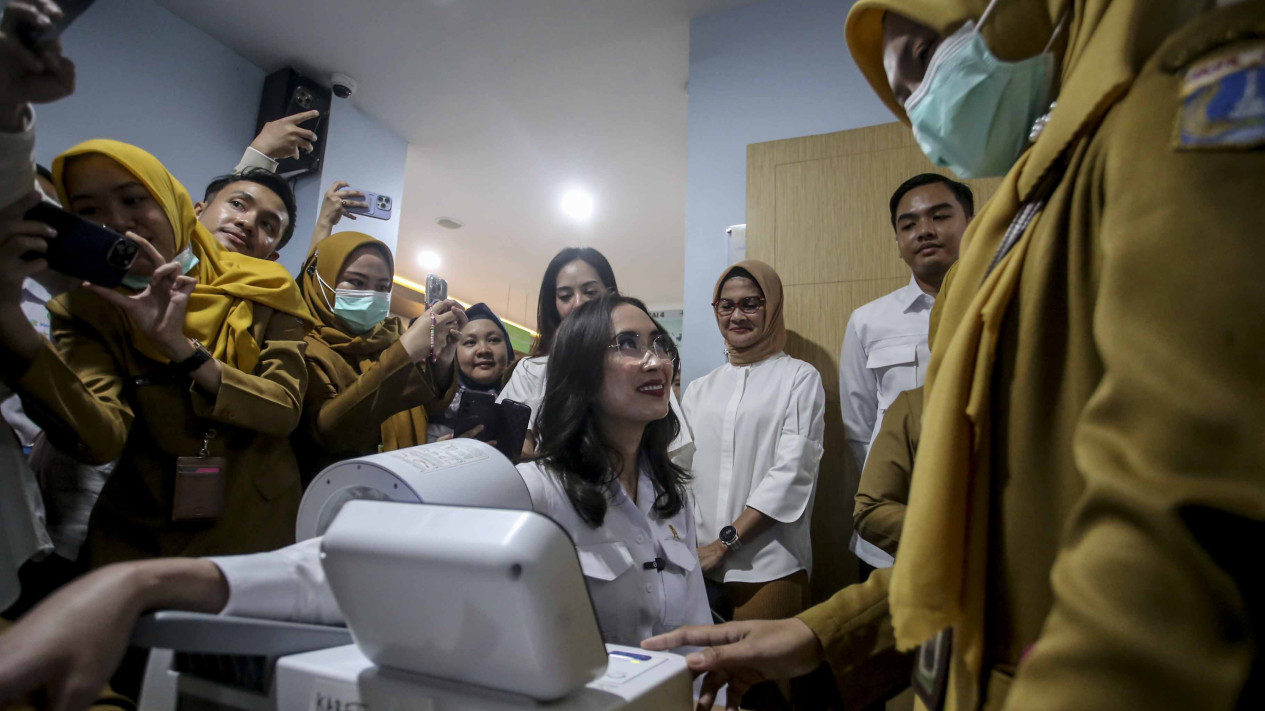 Menpar Widiyanti Putri Pantau Program Cek Kesehatan Gratis