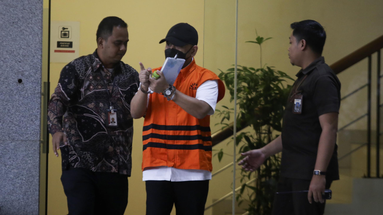 Pemeriksaan Tersangka Pengadaan Server dan Storage Telkom