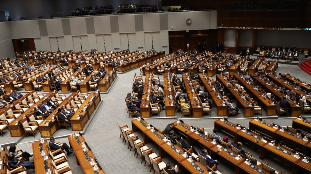 Rapat Paripurna DPR Setujui RUU Minerba Menjad UU