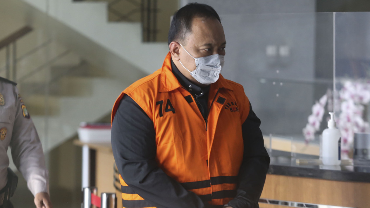 Penampakan Suami Mbak Ita Alwin Basri Ditahan KPK