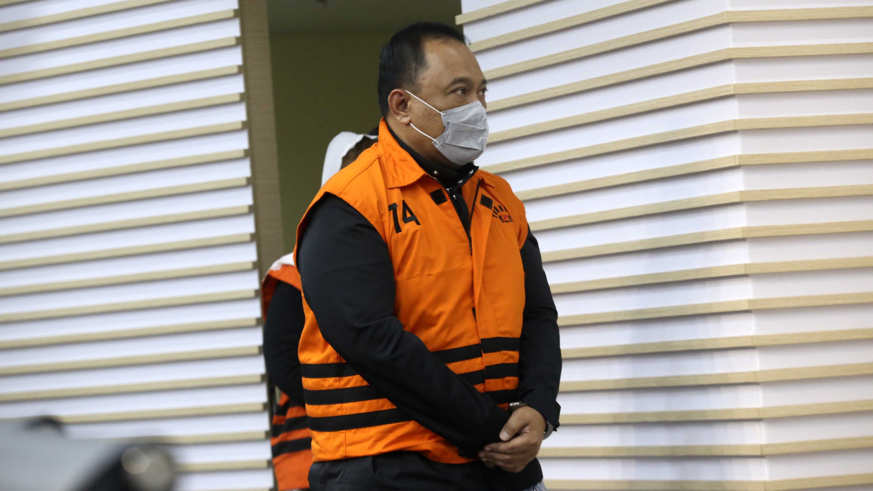 Penampakan Suami Mbak Ita Alwin Basri Ditahan KPK