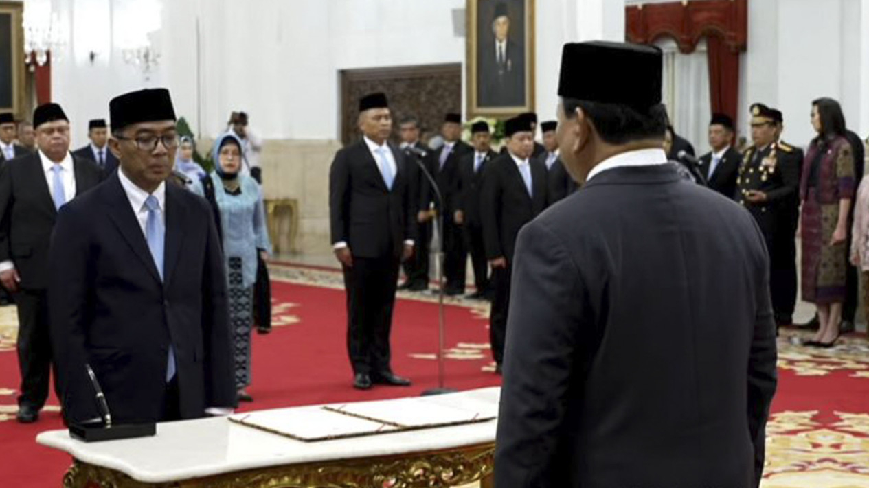 Pelantikan Mendiktisaintek Brian Yuliarto
