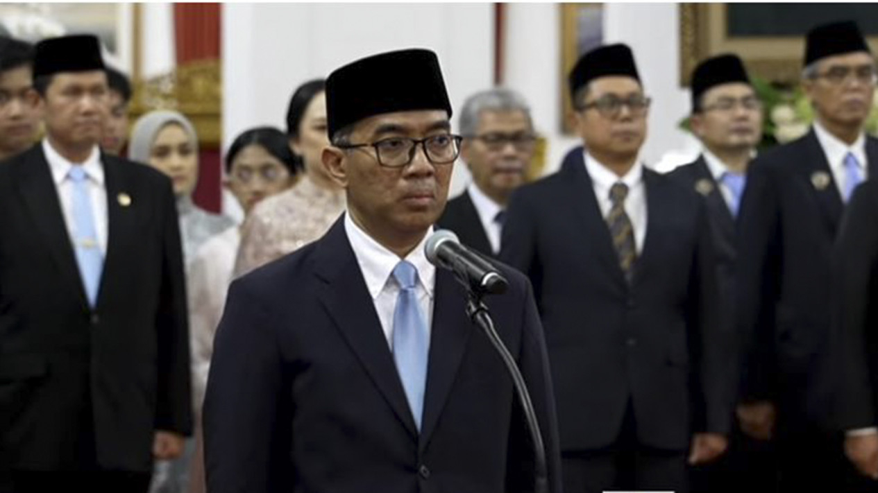 Pelantikan Mendiktisaintek Brian Yuliarto