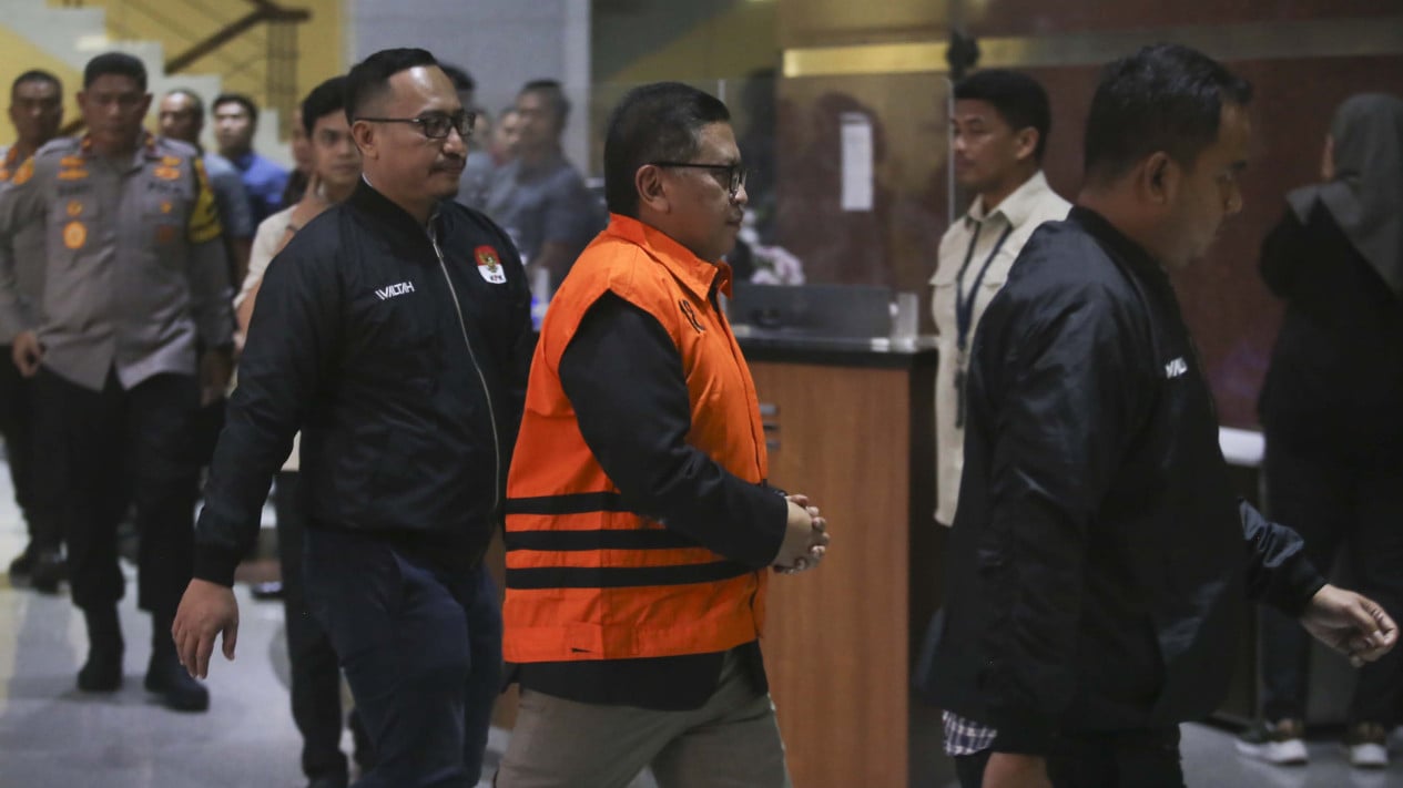 Hasto Kristiyanto Ditahan KPK Terkait Kasus Suap