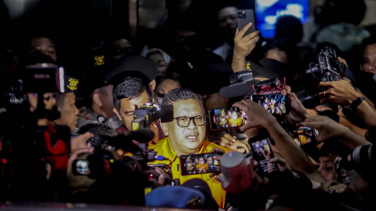 Hasto Kristiyanto Ditahan KPK Terkait Kasus Suap