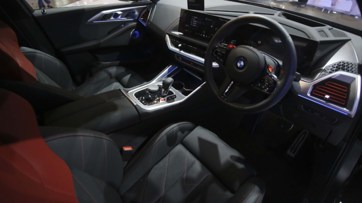 BMW Hadirkan Kendaraan Mewahnya di BCA Expoversary 2025