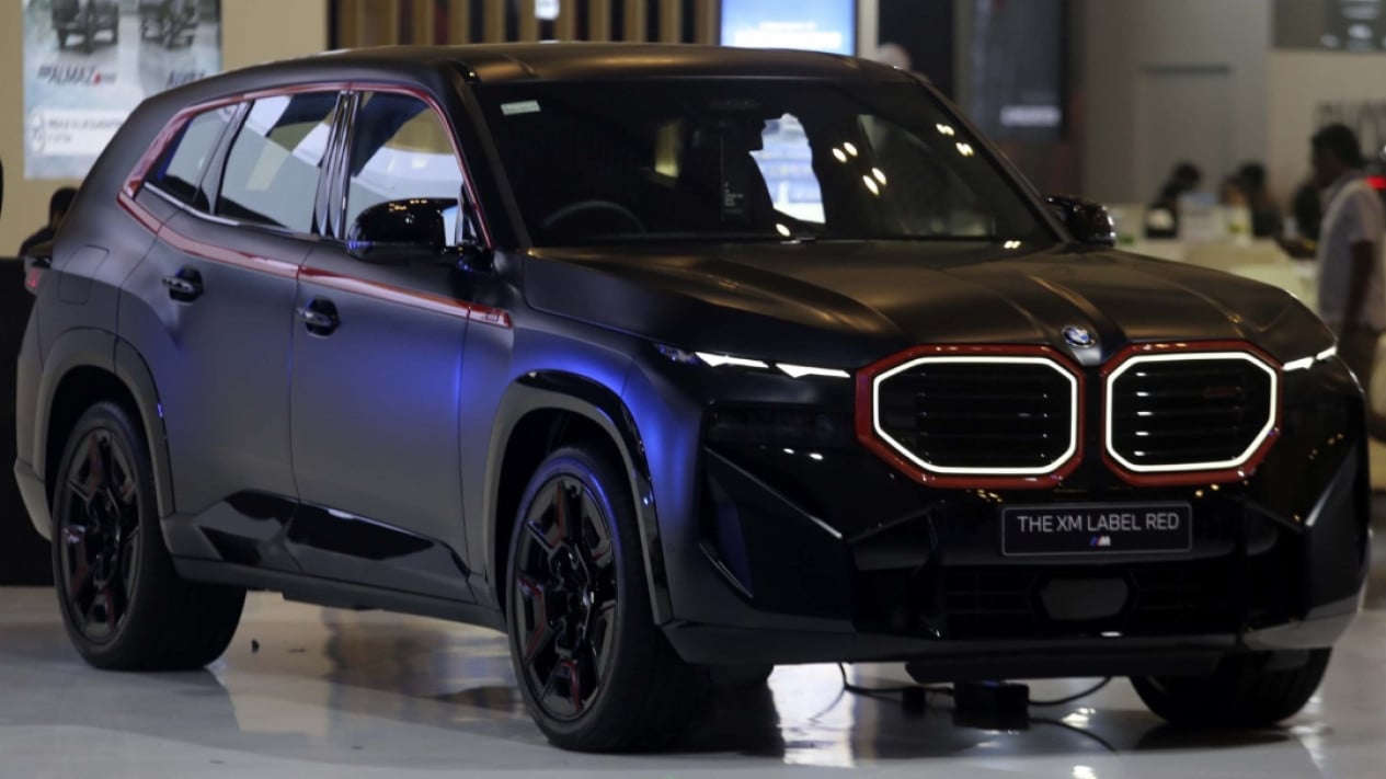BMW Hadirkan Kendaraan Mewahnya di BCA Expoversary 2025