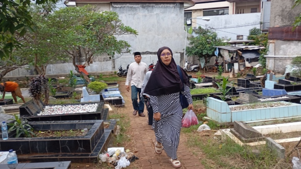 Ziarah Kubur Jelang Bulan Puasa Ramadan