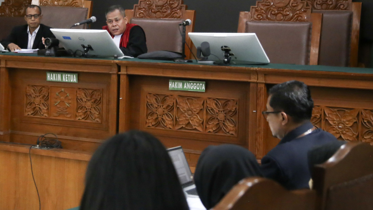 Praperadilan Hasto Kristiyanto Digugurkan Hakim