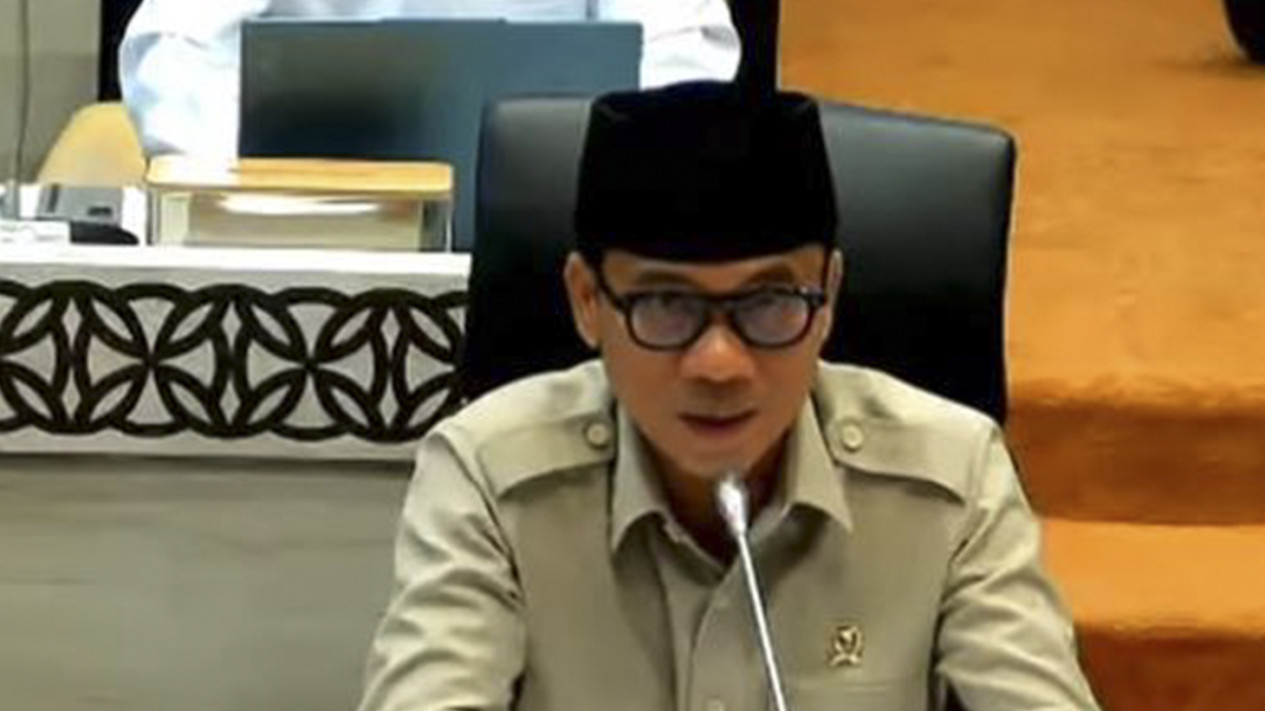 Raker Komisi V DPR dengan Mendes PDT
