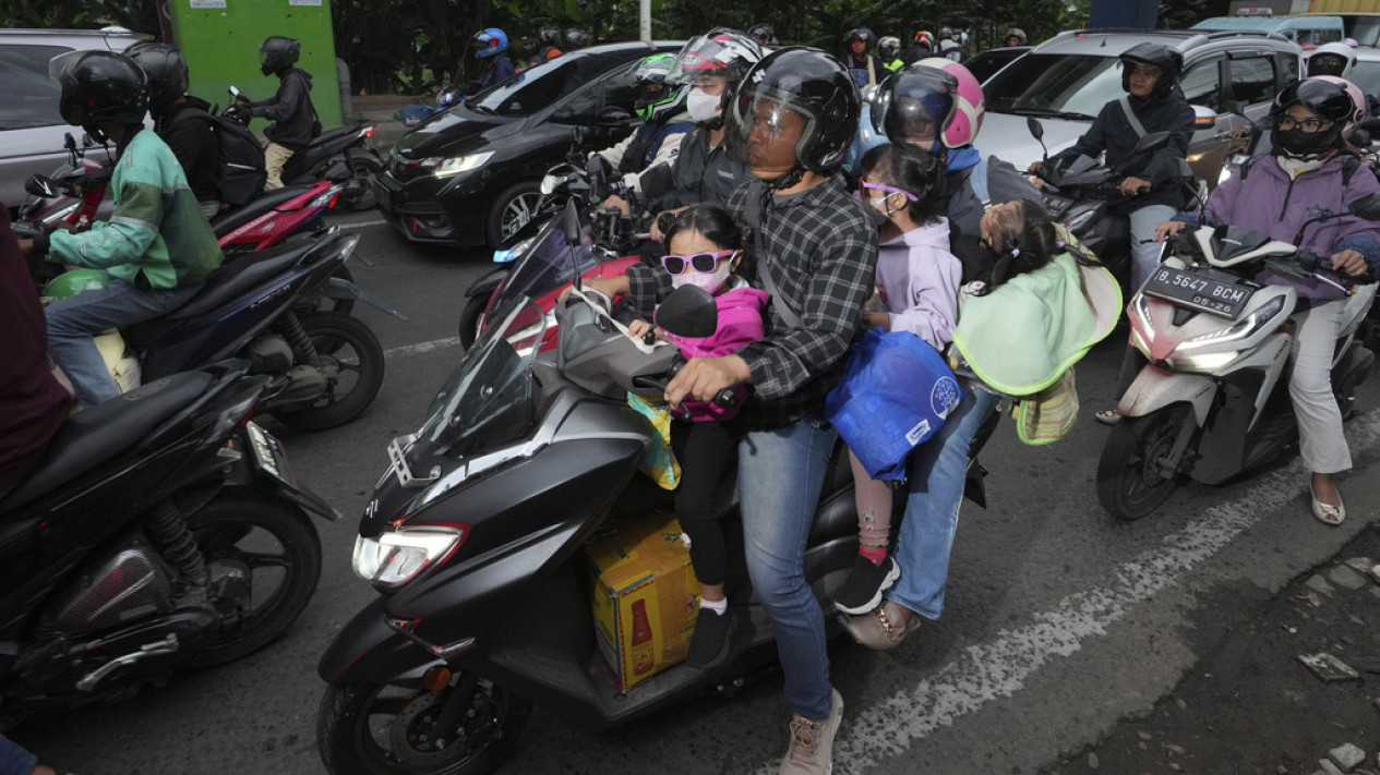 Potret Serba-serbi Mudik Menuju Kampung di Momen Lebaran
