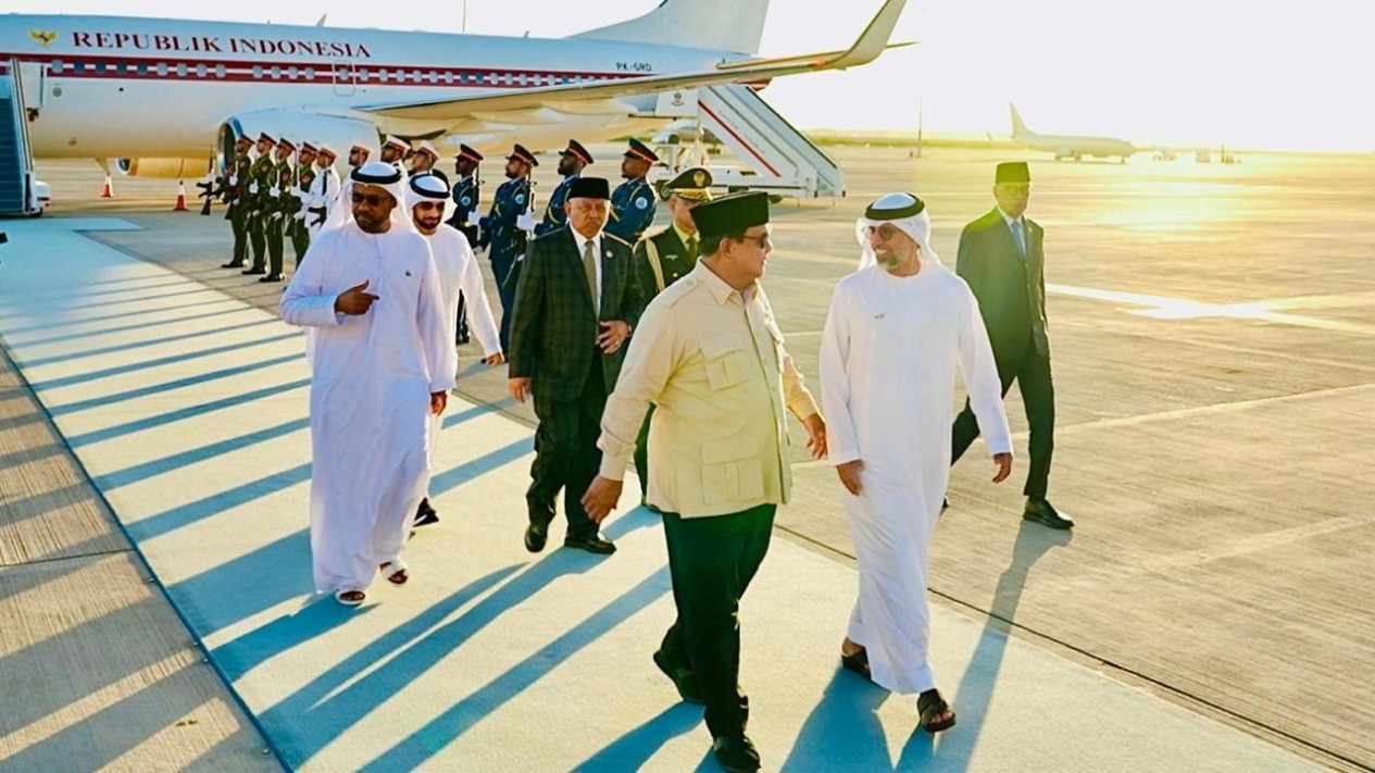 Presiden Prabowo Tiba di Abu Dhabi