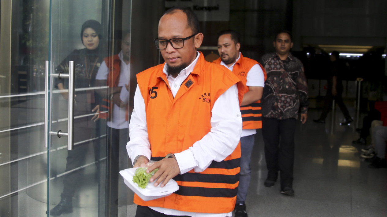 Pemeriksaan Tersangka Kasus Korupsi Proyek Dinas PUPR di OKU