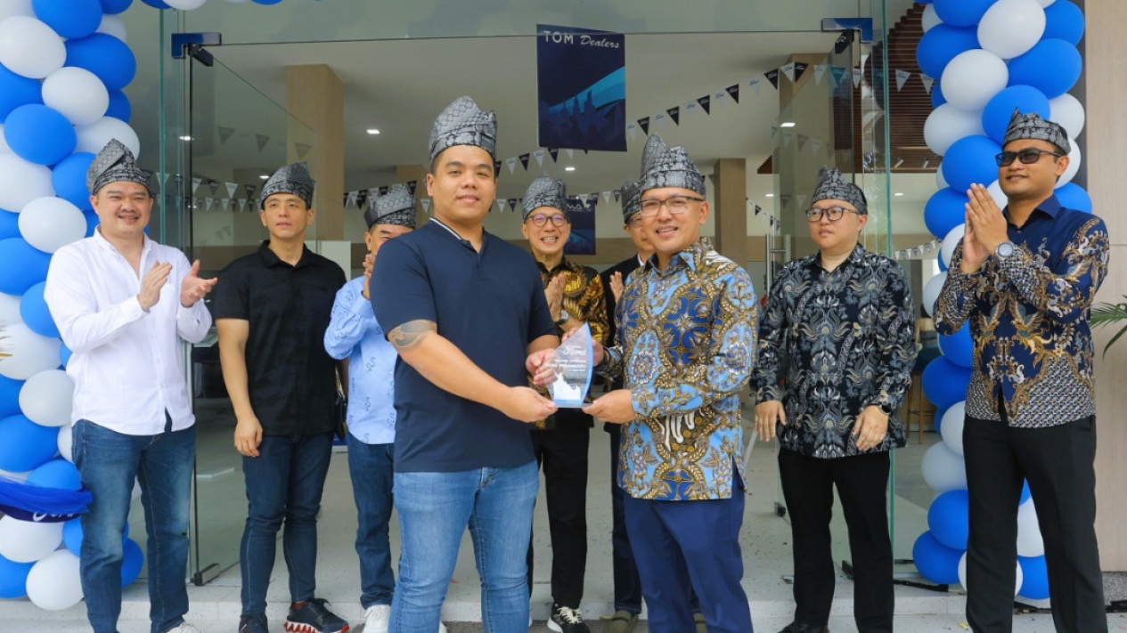 Ford dan RMA Indonesia Resmikan Dealer 3S