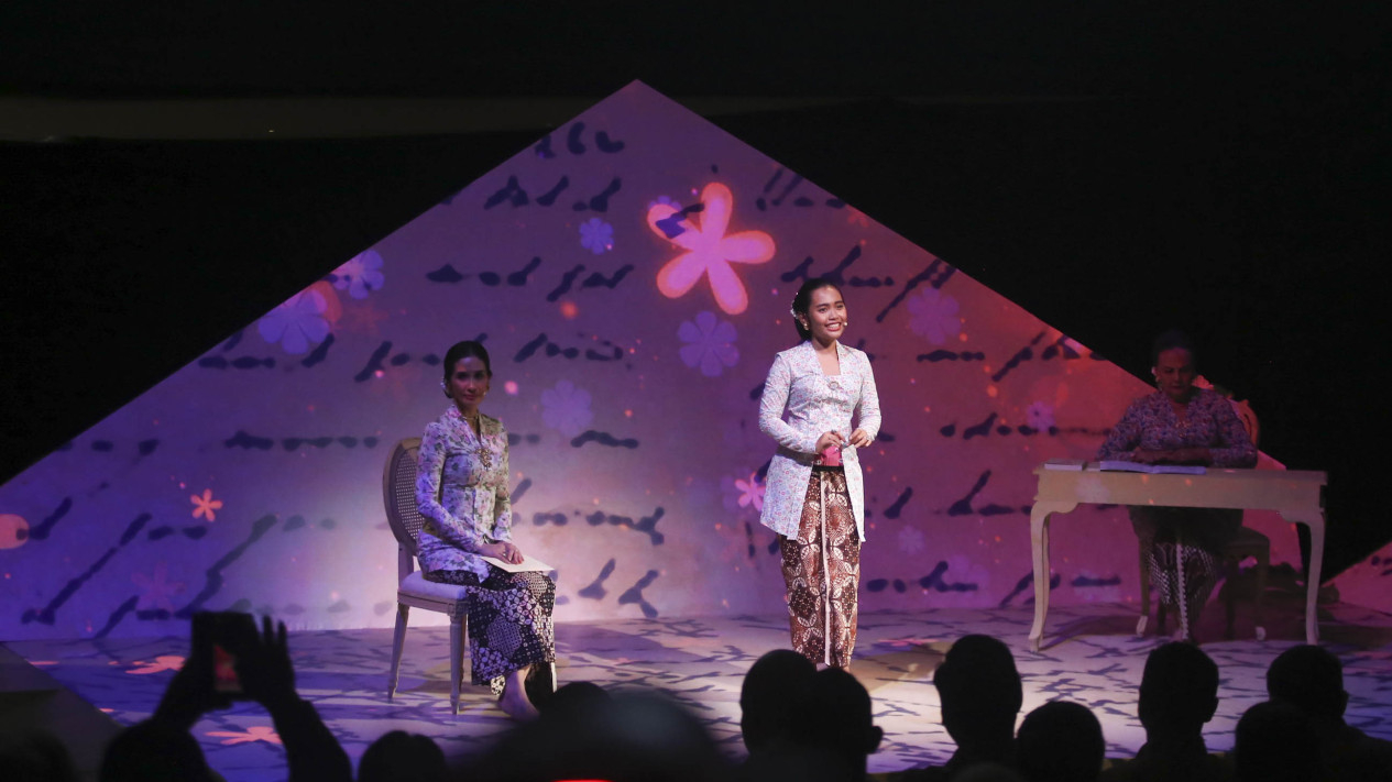 Pementasan Terbitlah Terang Pembacaan Surat &Gagasan Kartini