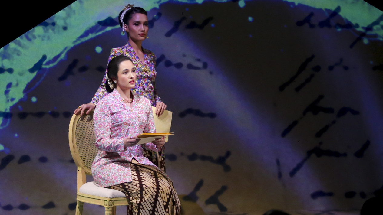 Pementasan Terbitlah Terang Pembacaan Surat &Gagasan Kartini