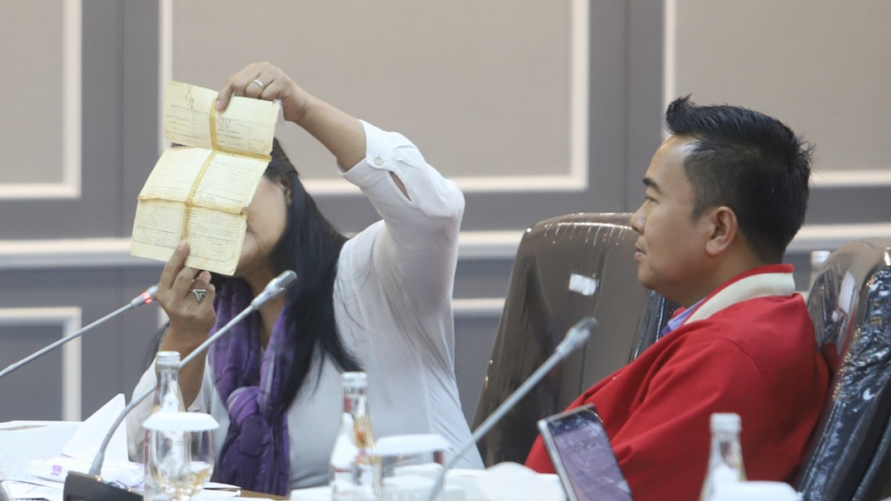 RDPU Mantan Pemain Sirkus OCI dengan Komisi XIII DPR