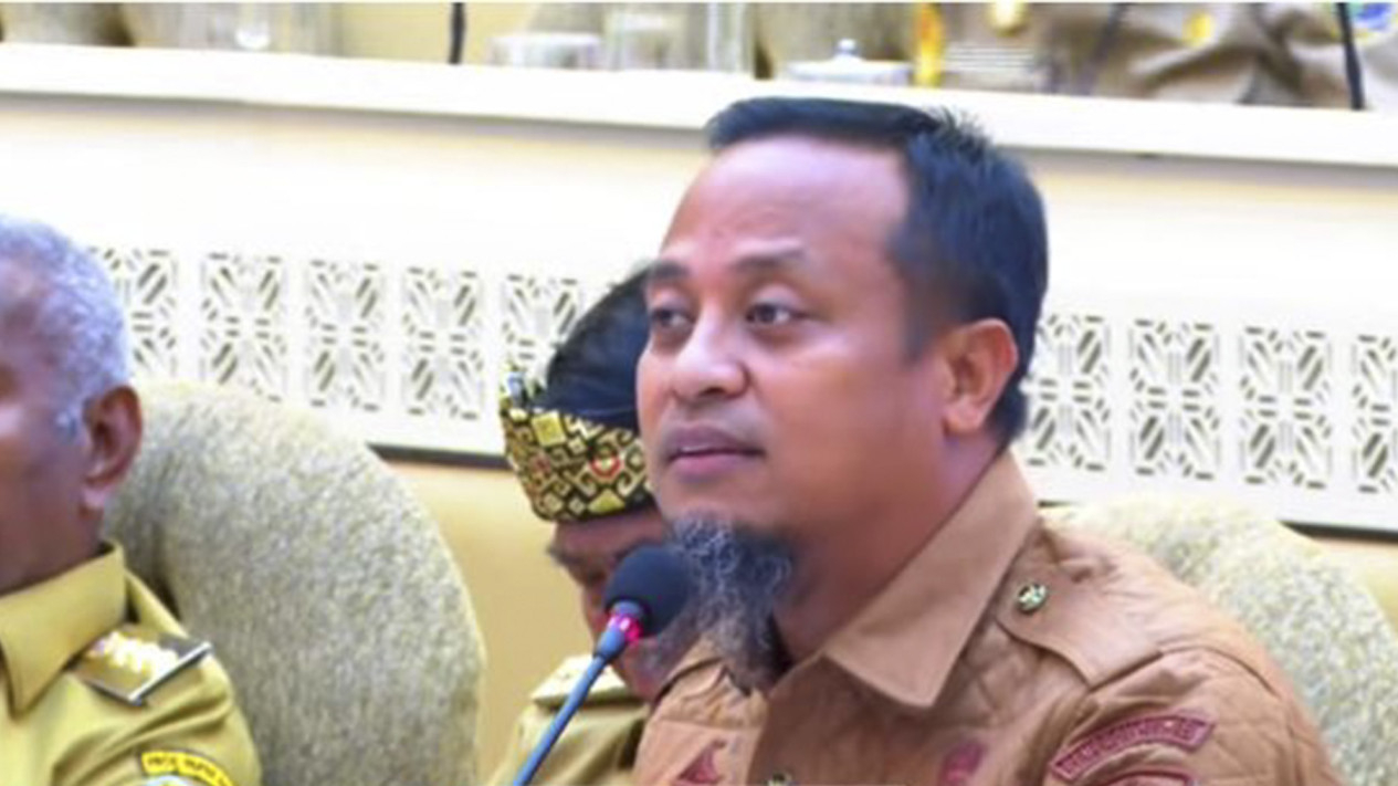 Komisi II DPR Gelar Raker Dengan Wamendagri dan Gubernur