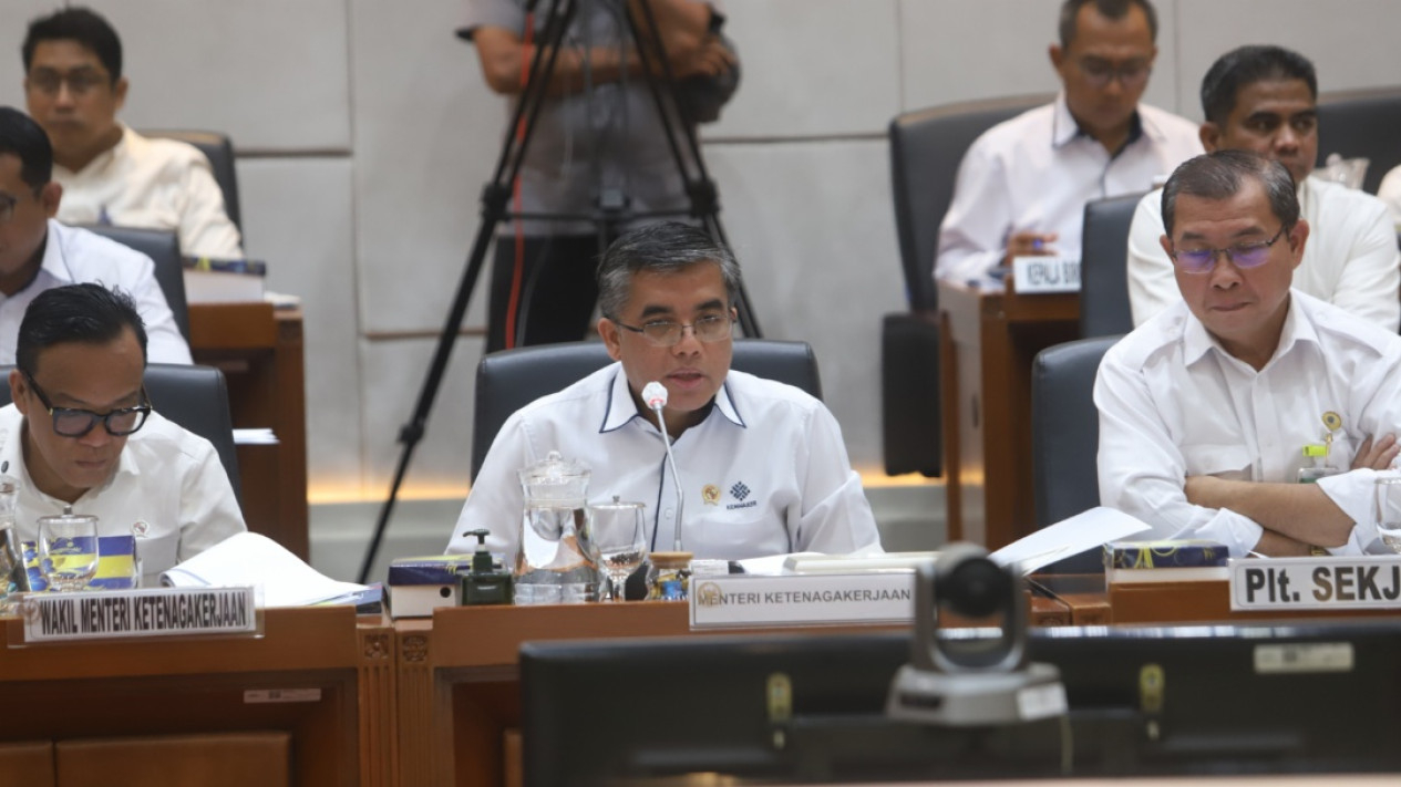 Raker Komisi IX DPR bersama Menaker