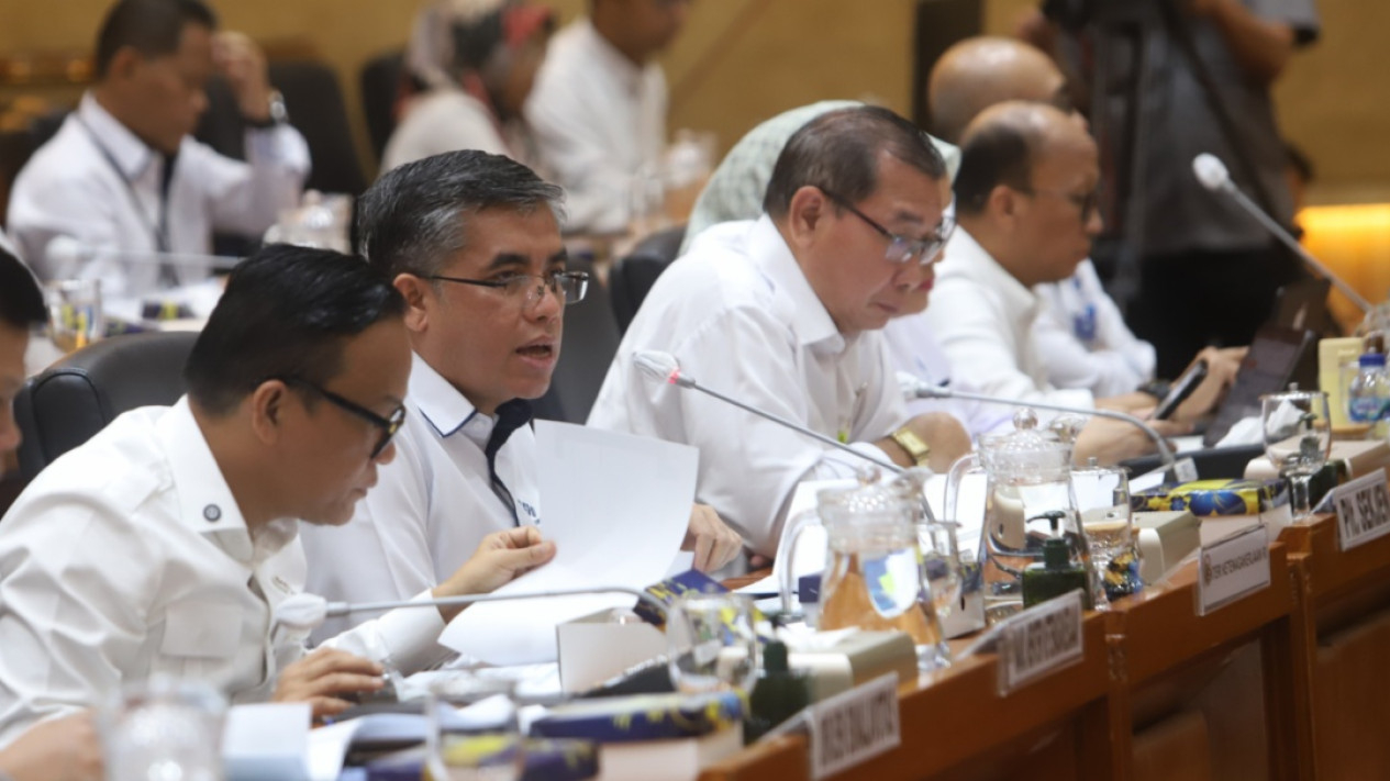 Raker Komisi IX DPR bersama Menaker