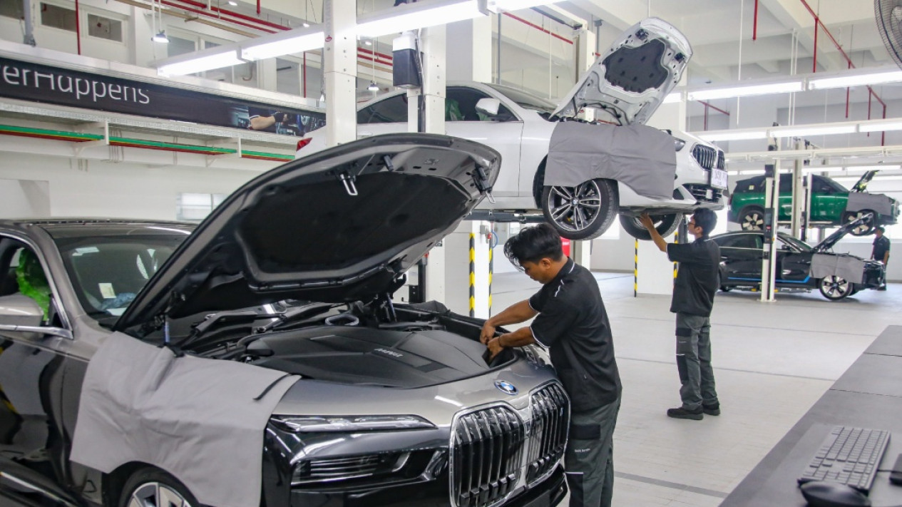 Peresmian Eurokars BMW & MINI Retail Next PIK 2