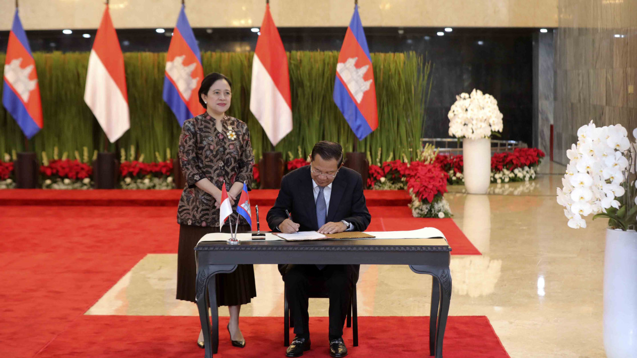 Pertemuan Presiden Senat Kerajaan Kamboja dengan Ketua DPR