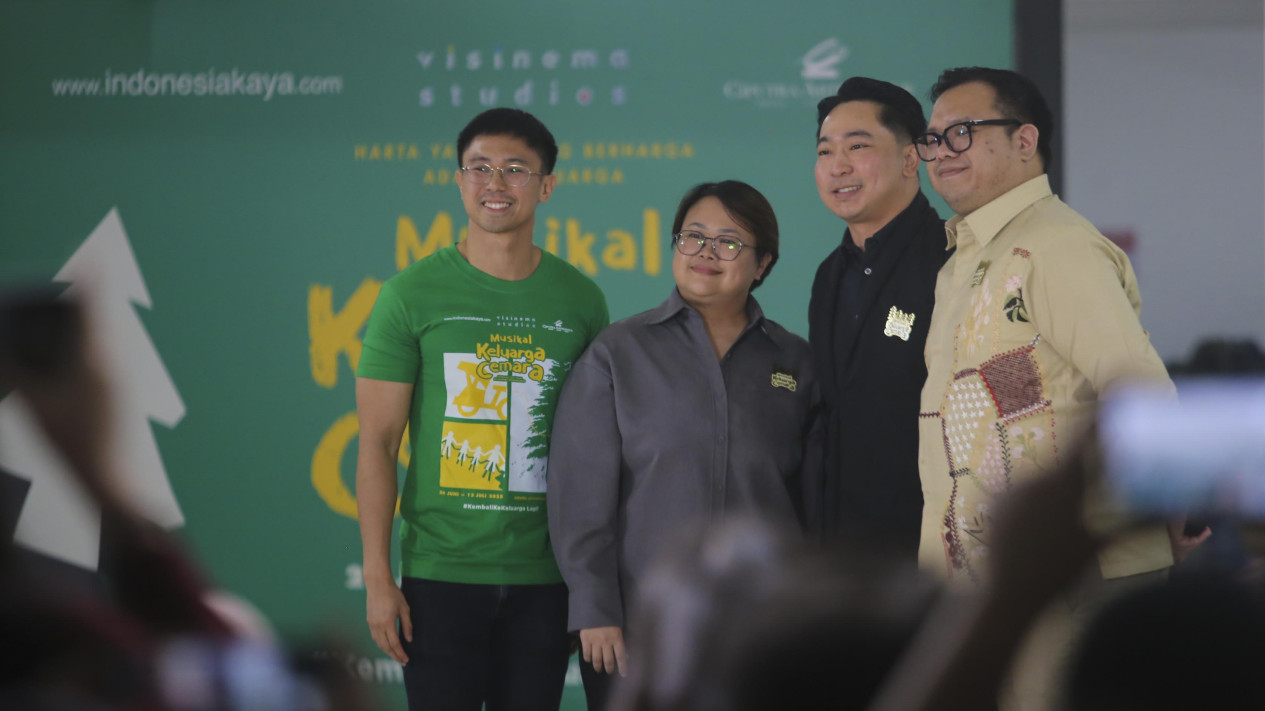 Pertunjukan Panggung Musikal Keluarga Cemara