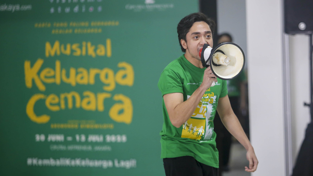 Pertunjukan Panggung Musikal Keluarga Cemara