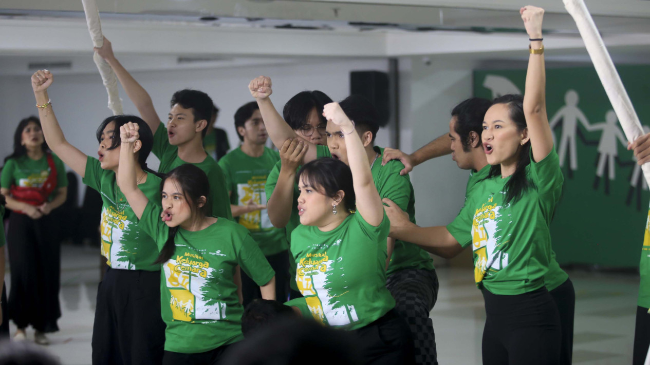 Pertunjukan Panggung Musikal Keluarga Cemara