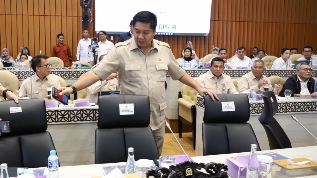 Rapat kerja Komisi V DPR dengan Menteri PKP