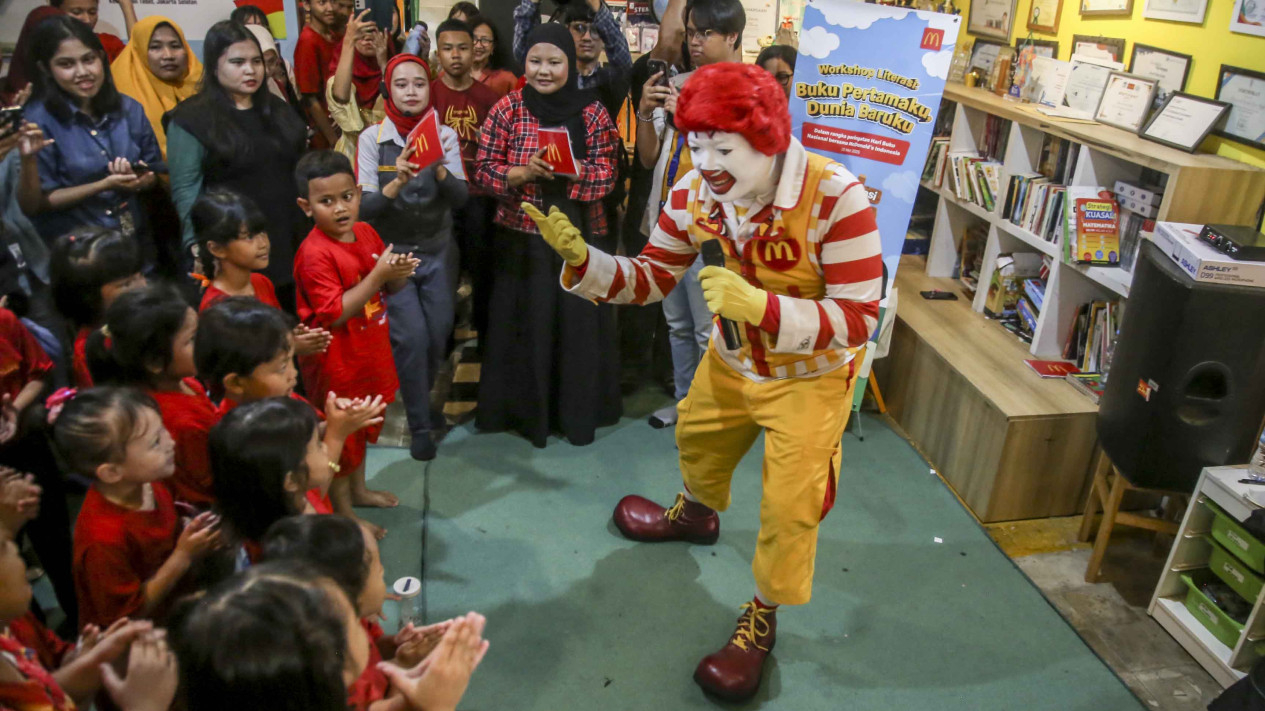 Pelatihan Mendongeng Interaktif Peringati Hari Buku Nasional