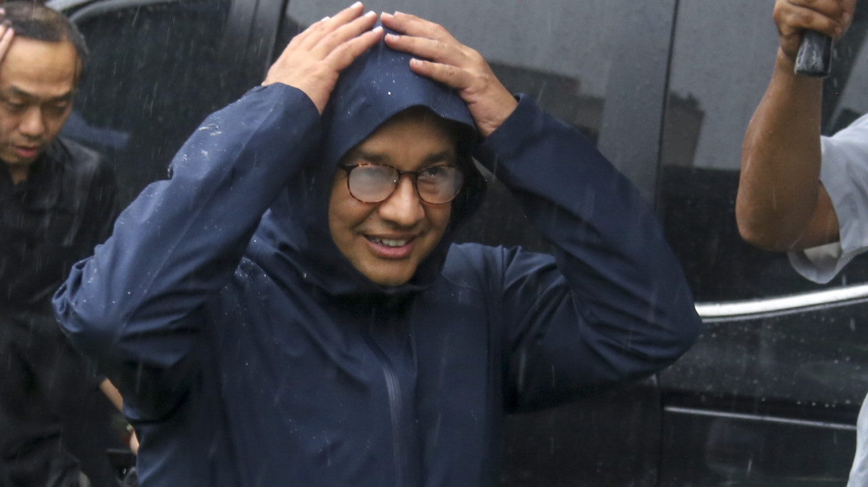 Pemakaman Suami Najwa Shihab, Ibrahim Sjarief Assegaf