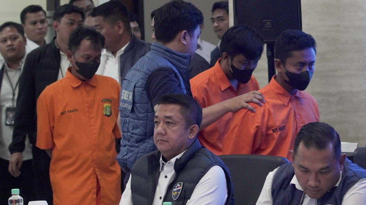 Tersangka Kasus Asusila dan Pornografi di Media Sosial