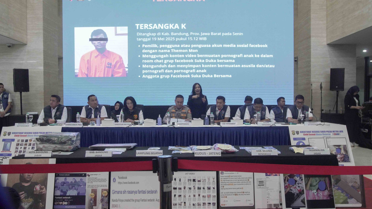 Bareskrim Ungkap Grub Facebook Penyebar Asusila & Pornografi