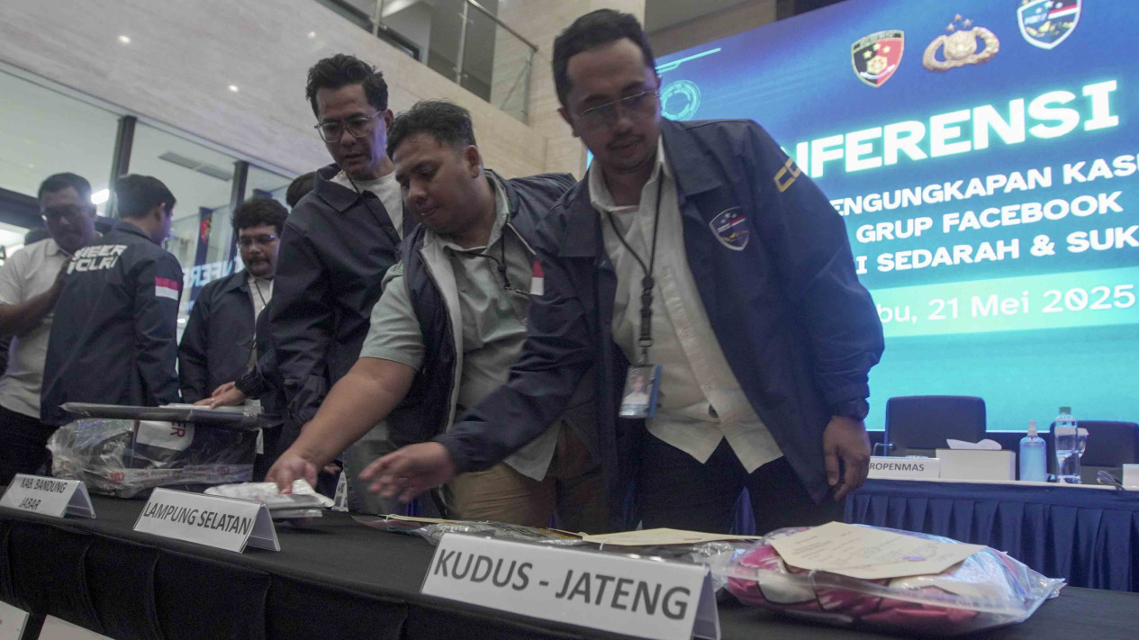 Bareskrim Ungkap Grub Facebook Penyebar Asusila & Pornografi