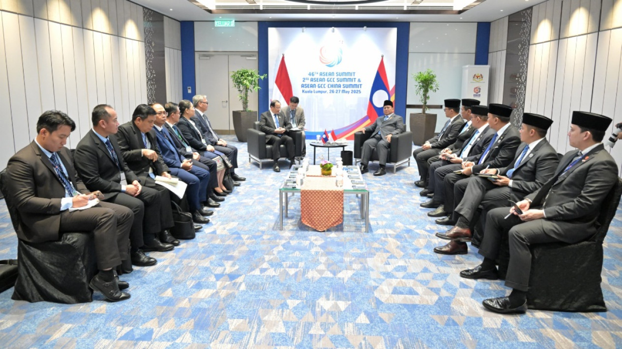Pertemuan Bilateral Presiden Prabowo dengan PM Laos