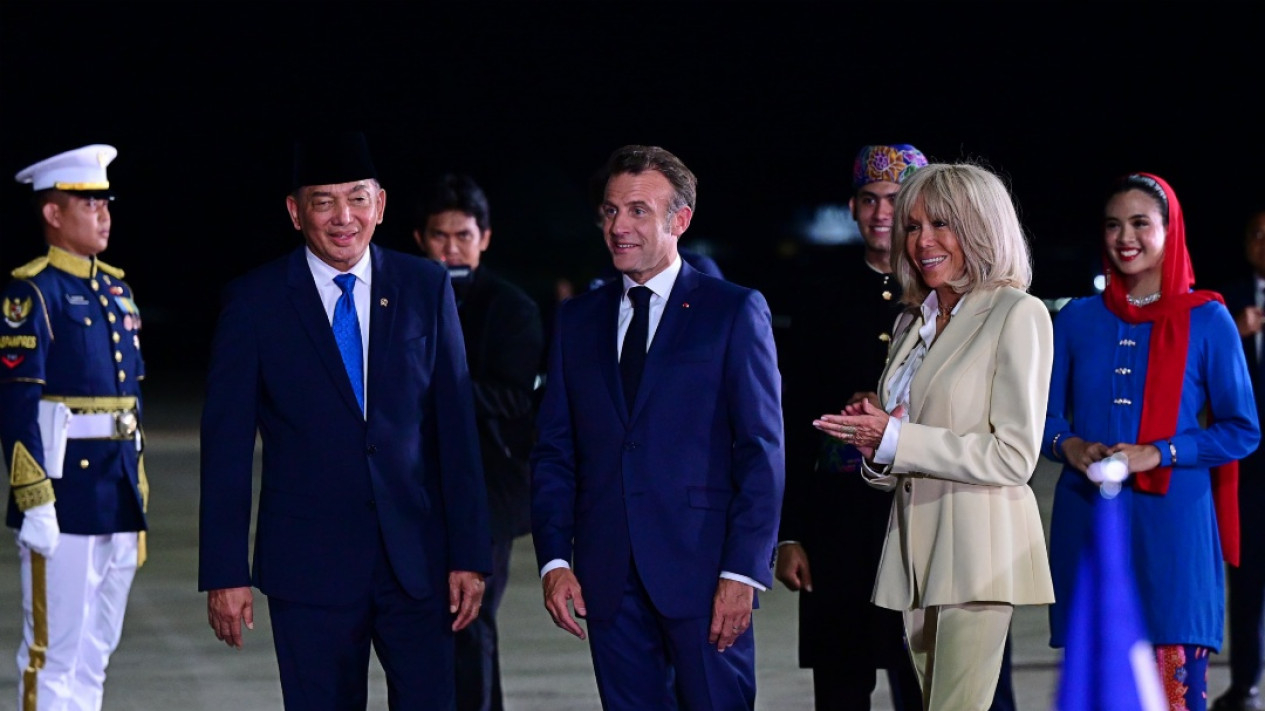 Presiden Prancis Emmanuel Macron Tiba di Indonesia