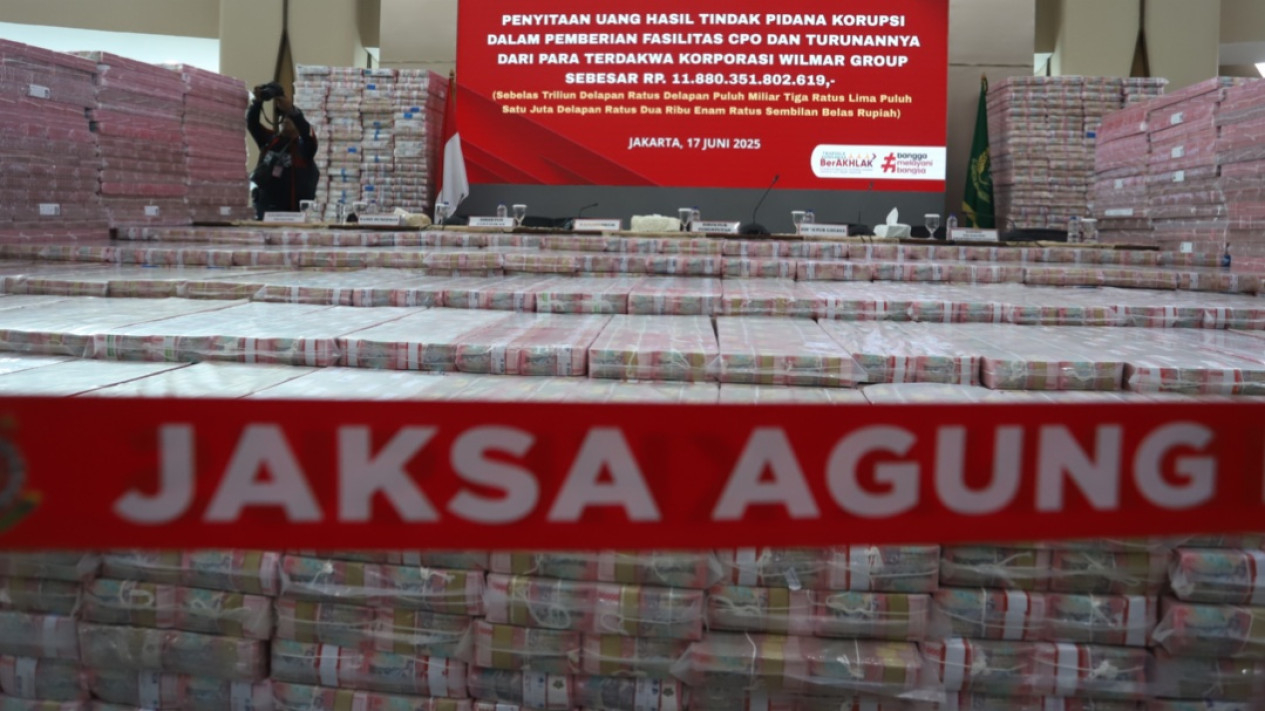 Penampakan Uang Triliunan Hasil Korupsi Ekspor CPO
