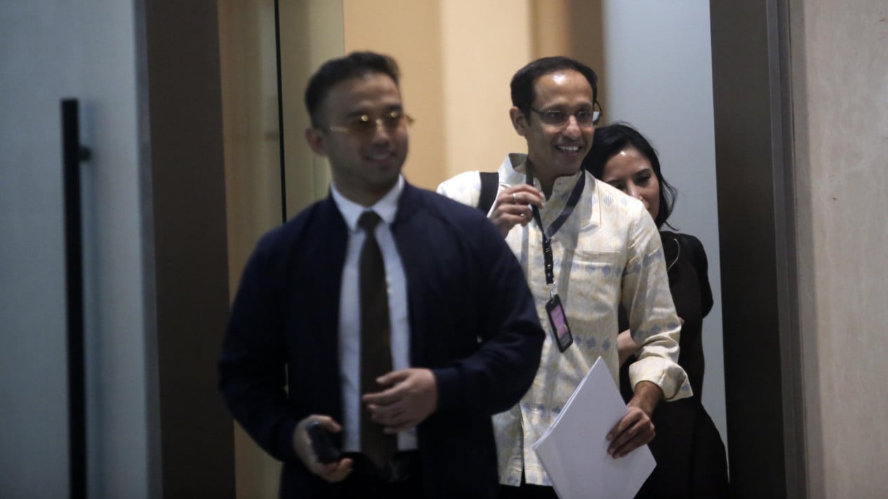 Nadiem Makarim Diperiksa Kejagung 12Jam Terkait Kasus Laptop