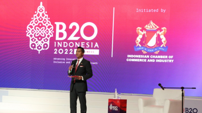 Presiden Jokowi Buka Pertemuan Awal B20 - Vlix.id