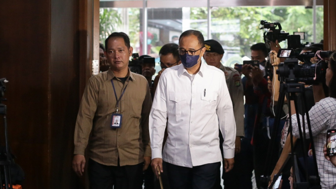 Berkas Putusan Belum Siap Sidang Putusan Rafael Alun Ditunda - Vlix.id