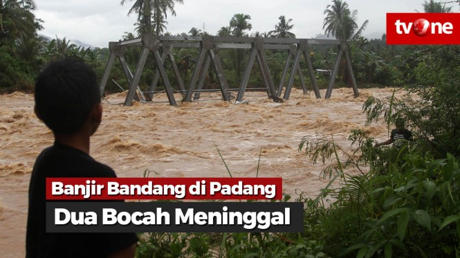 Detik - detik Dua Bocah Meninggal Terseret Banjir Padang