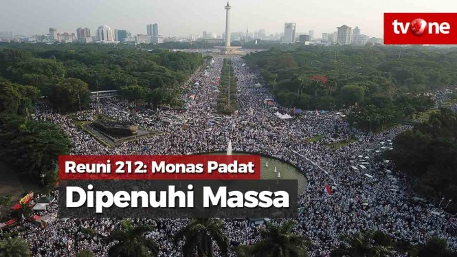 Reuni 212: Monas Padat, Massa Berdatangan dari Luar Jakarta