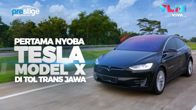 Jajal Tesla Model X Meluncur di Tol Trans Jawa