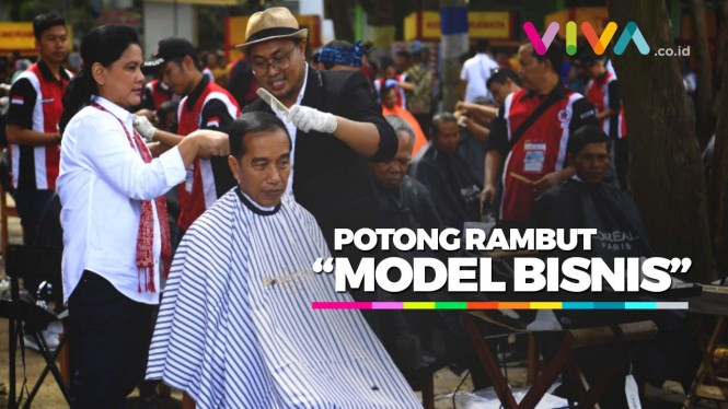Jokowi Potong Rambut Model 'Bisnis' Bareng Menteri PUPR