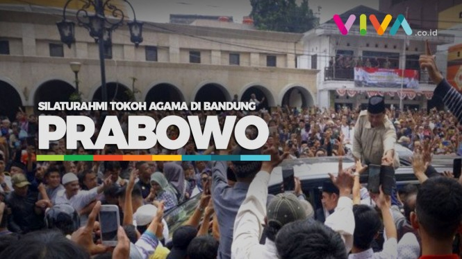 Usai Salat Jumat, Prabowo 'Dikepung" Ratusan Warga Bandung