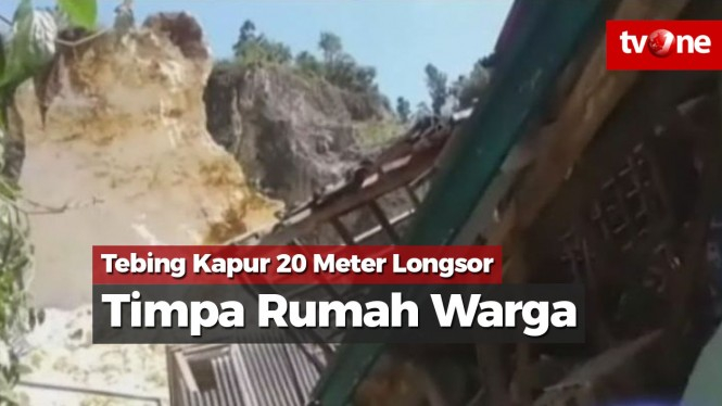Tebing Kapur Setinggi 20 Meter Longsor Timpa Rumah Warga