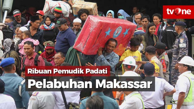 Ribuan Pemudik Padati Pelabuhan Makassar