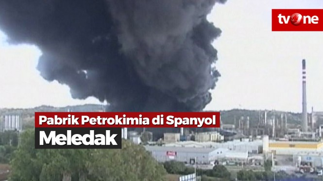 Pabrik Petrokimia Meledak, Warga Dilarang Keluar Rumah